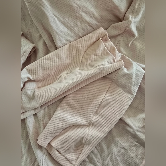 Lululemon Swiftly Tech Long Sleeve Size 14 - Picture 4 of 4